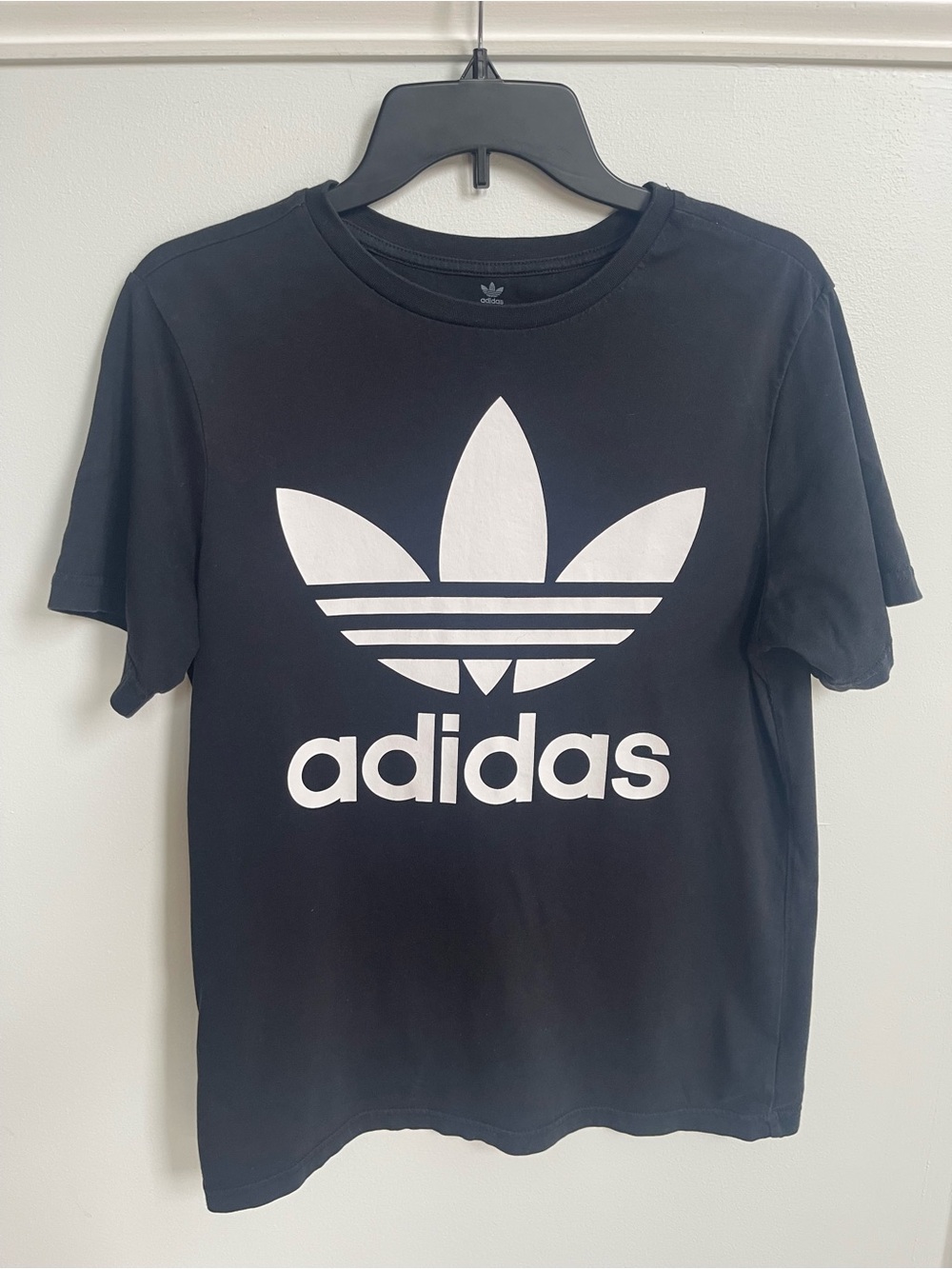 adidas Black T-shirt with White Trefoil Interior Print